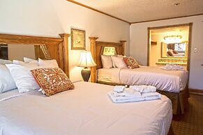 The District Hotel Club and Resorts