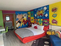 The District Hotel Club and Resorts