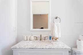 Ince by Avantstay 100 Meters to Amazon Studios