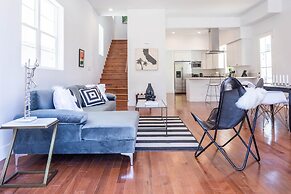 Ince by Avantstay 100 Meters to Amazon Studios