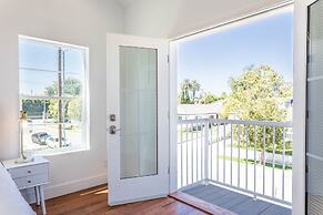 Ince by Avantstay 100 Meters to Amazon Studios