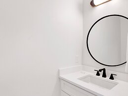 Upscale Newly Built Home w/ Gulf Views + Private Pool!