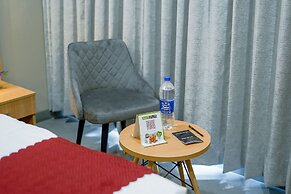 Saltstayz Select - Golf Course Road & Sector 57