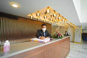 Saltstayz Select - Golf Course Road & Sector 57