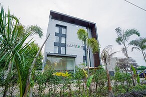 Saltstayz Select - Golf Course Road & Sector 57