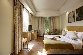 Saltstayz Select - Galleria Market & Golf Course Road