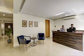 Saltstayz Select - Galleria Market & Golf Course Road