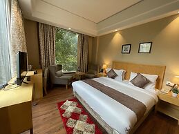 Saltstayz Select - Galleria Market & Golf Course Road