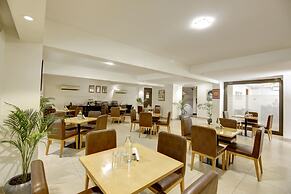 Saltstayz Select - Galleria Market & Golf Course Road