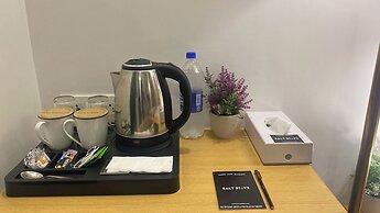 Saltstayz Express - Golf Course Road & DLF Phase-1