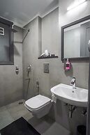 Saltstayz Express - Golf Course Road & DLF Phase-1