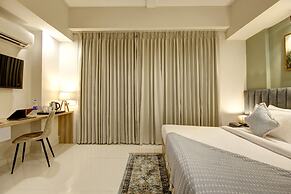 Saltstayz Premier - Golf Course Extension Road