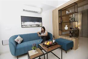 Saltstayz Premier - Golf Course Extension Road