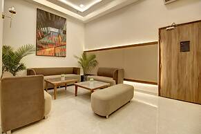 Saltstayz Premier - Golf Course Extension Road