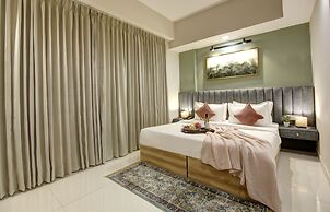 Saltstayz Premier - Golf Course Extension Road