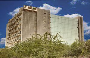 Saltstayz Premier - Golf Course Extension Road