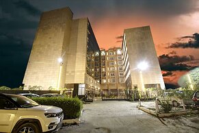 Saltstayz Premier - Golf Course Extension Road