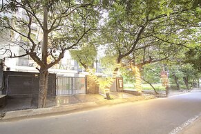 Saltstayz Select - Huda City Center