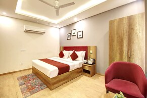 Saltstayz Select - Huda City Center