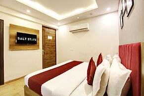 Saltstayz Select - Huda City Center