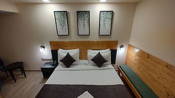 Saltstayz Select - Nehru Place & New Friends Colony