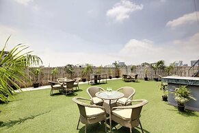 Saltstayz Premier – Cyber Hub