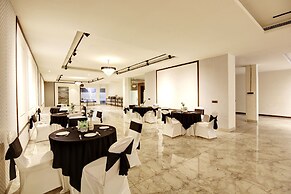 Saltstayz Premier – Cyber Hub