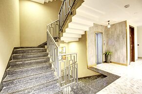 Saltstayz Premier – Cyber Hub