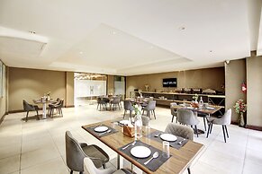 Saltstayz Premier – Cyber Hub