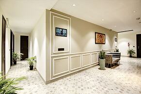 Saltstayz Premier – Cyber Hub