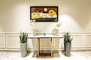 Saltstayz Premier – Cyber Hub