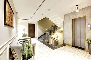 Saltstayz Premier – Cyber Hub