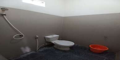 OYO LIFE 93634 Penginapan D'palinggihan Syariah