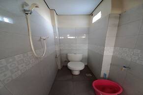 OYO LIFE 93634 Penginapan D'palinggihan Syariah