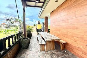 Belvilla Dedyluminous Near Sunset Beach Tanah Lot