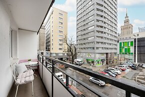Central Warsaw Apartment by Renters