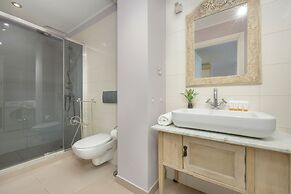 Central Warsaw Apartment by Renters