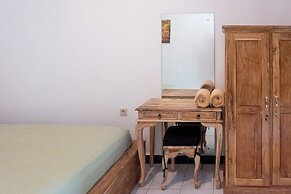 Sandora Homestay by Supala