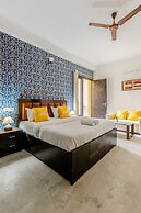 Lime Tree Hotel Golf Course Road Sec-43