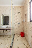 Lime Tree Hotel Golf Course Road Sec-43