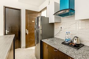 Lime Tree Hotel Golf Course Road Sec-43