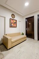 Lime Tree Hotel Golf Course Road Sec-43