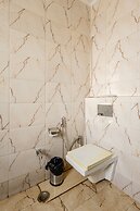 Lime Tree Hotel Golf Course Road Sec-43