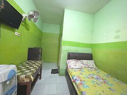 OYO 93643 Hidayah Homestay Syariah