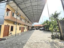 OYO 93643 Hidayah Homestay Syariah