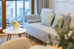 Zajezdnia Wrzeszcz Apartment by Renters