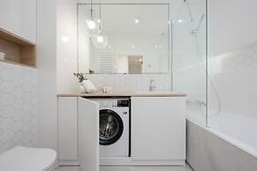 Zajezdnia Wrzeszcz Apartment by Renters