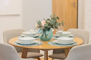 Zajezdnia Wrzeszcz Apartment by Renters