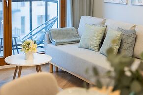 Zajezdnia Wrzeszcz Apartment by Renters