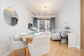 Zajezdnia Wrzeszcz Apartment by Renters